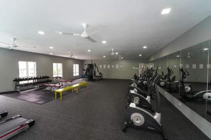 Front Waterpark Ground Floor Ipoh